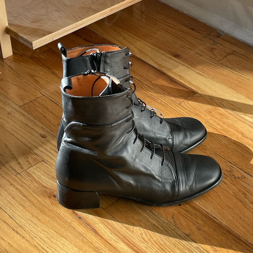 Naguisa black Buran boots